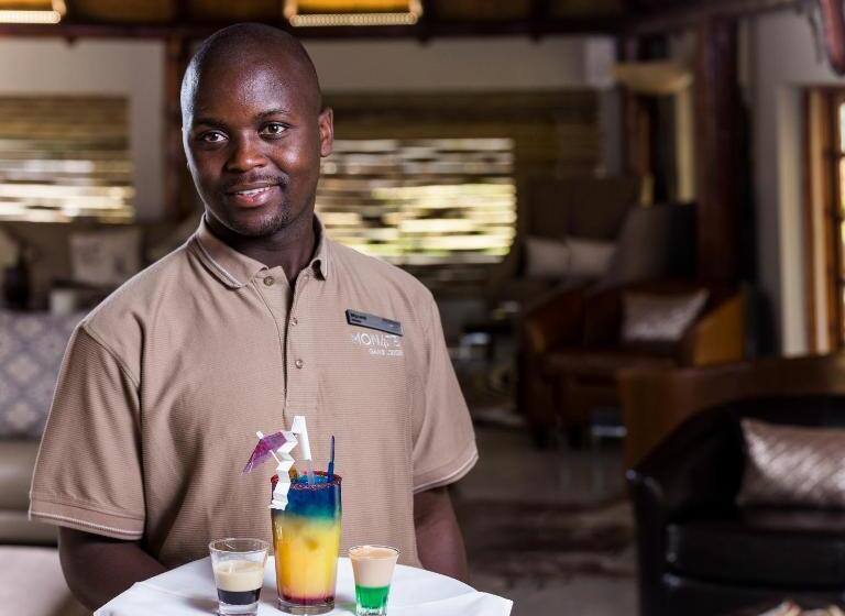 Resort Monate Game Lodge