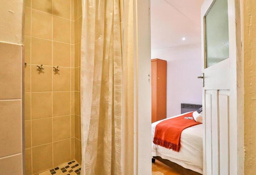 Sunbury Bed And Breakfast