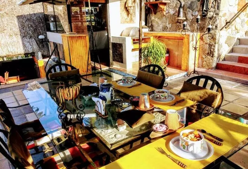 تختخواب و صبحانه Casa Artista