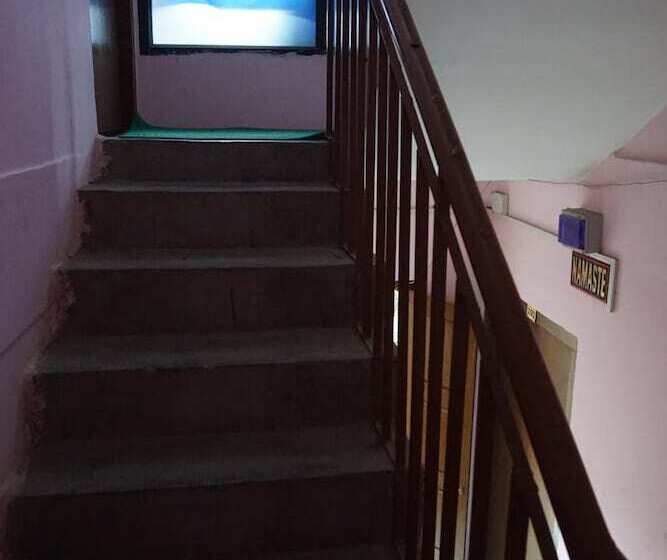 تختخواب و صبحانه Friend S Guest House