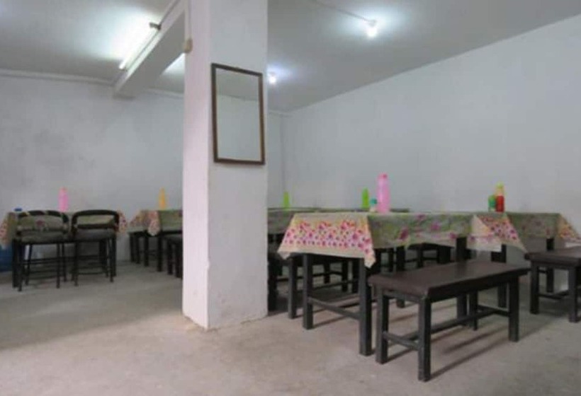 تختخواب و صبحانه Friend S Guest House