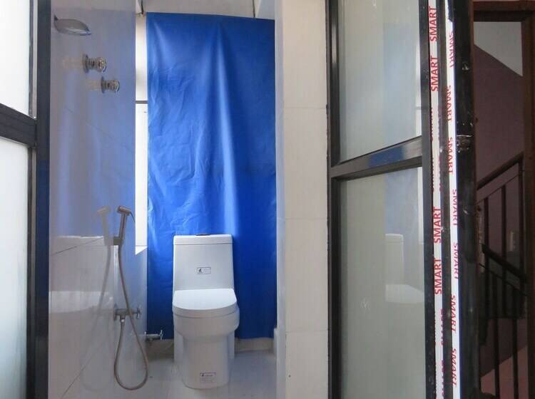 تختخواب و صبحانه Friend S Guest House