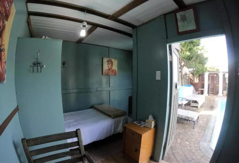 Aamiaismajoitus (B&B) Leo's Den