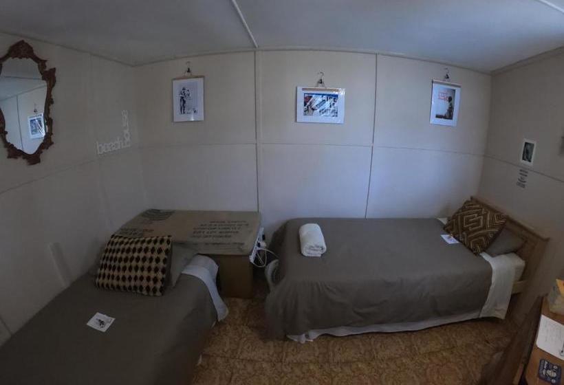 مبيت وإفطار Leo's Den