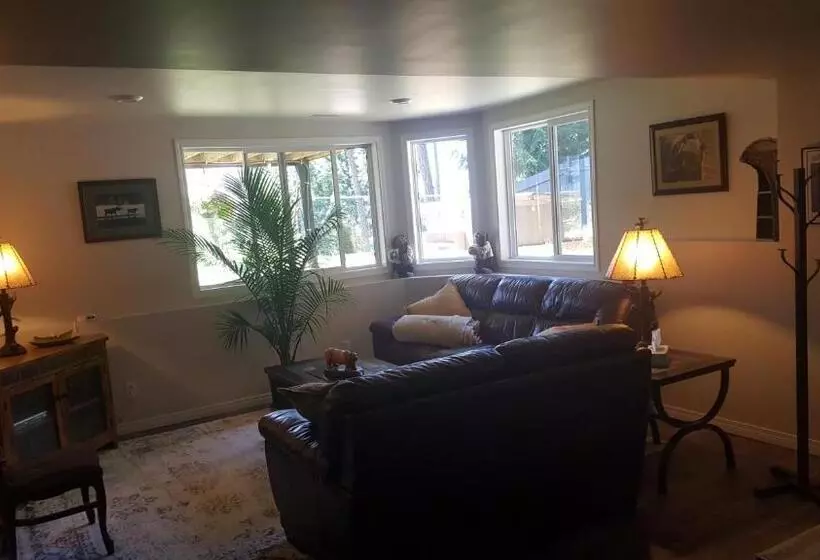 Deer Ridge B&b
