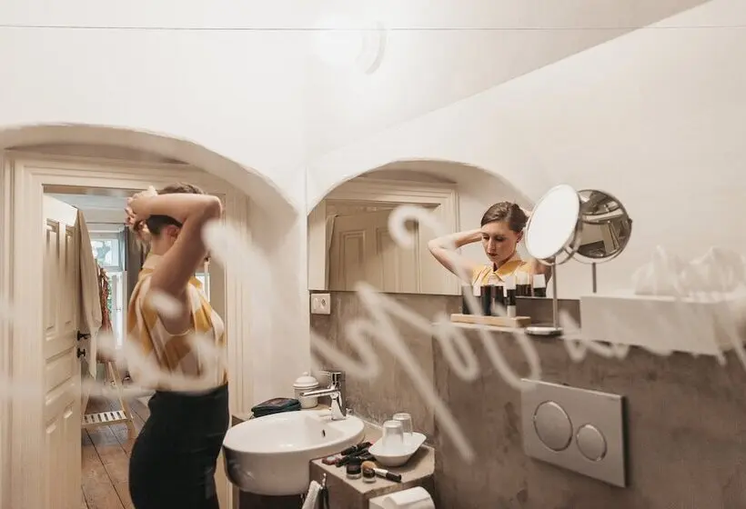 هتل Miss Sophie S Olomouc  Boutique