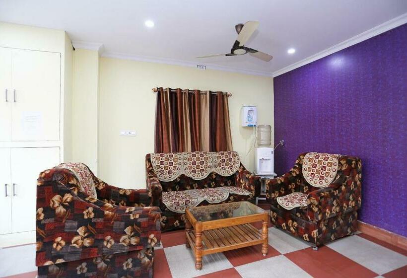 Hotel Flagship Lazystays