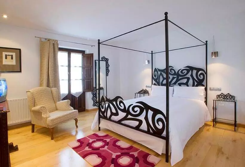 ホテル Y Apartamentos Rurales L Anceo