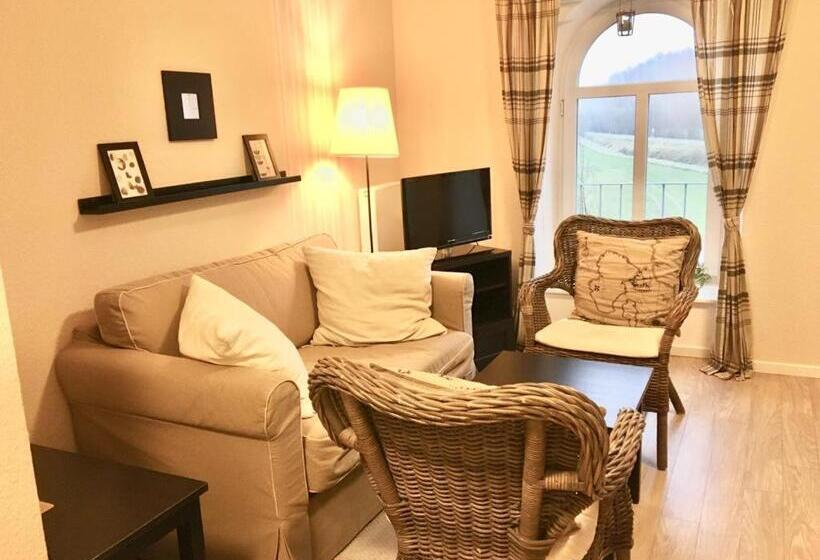 Отель Station L