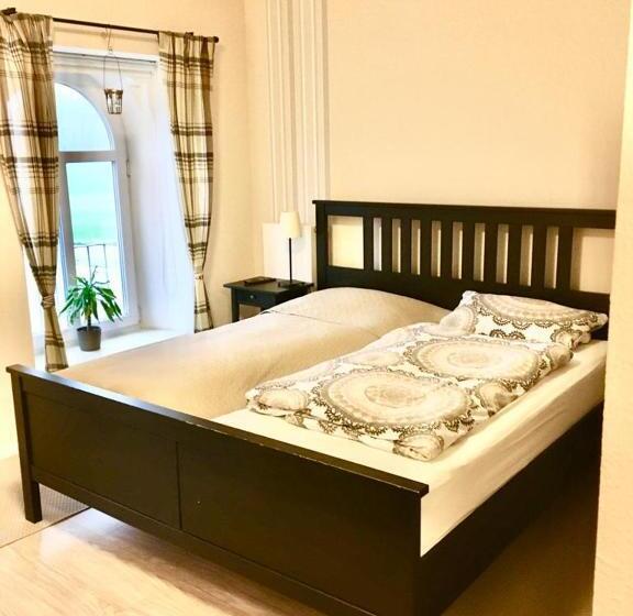 Отель Station L