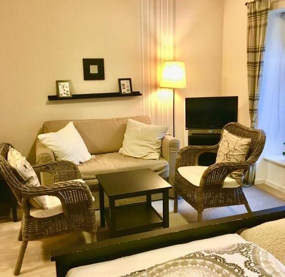 Отель Station L