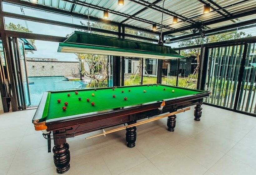 Mawadee Island Resort