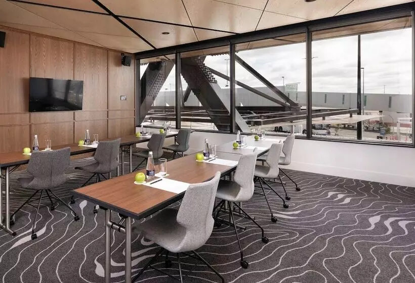 Novotel Christchurch Airport