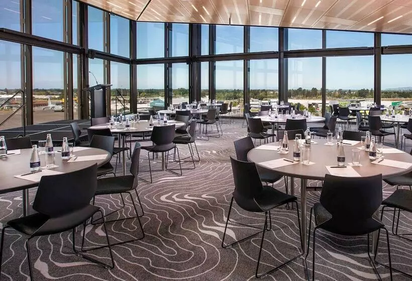 Novotel Christchurch Airport