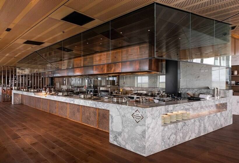 Novotel Christchurch Airport