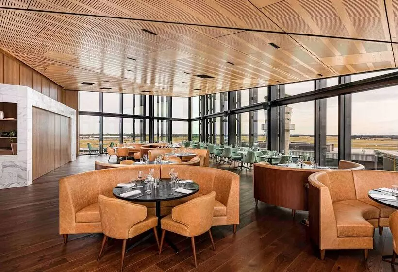 Novotel Christchurch Airport