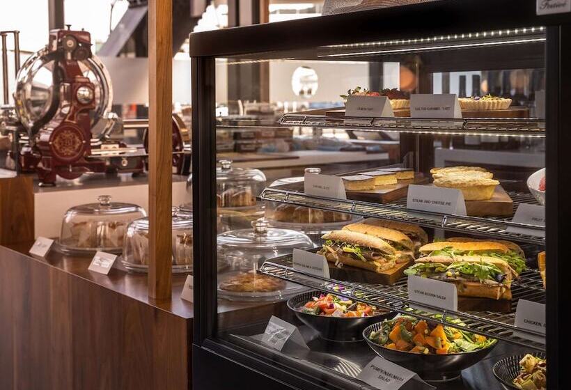 Novotel Christchurch Airport