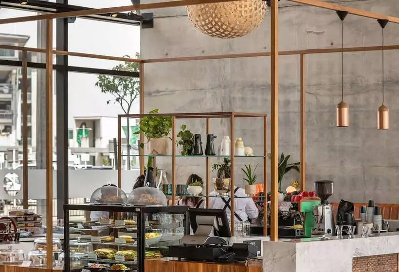 Novotel Christchurch Airport