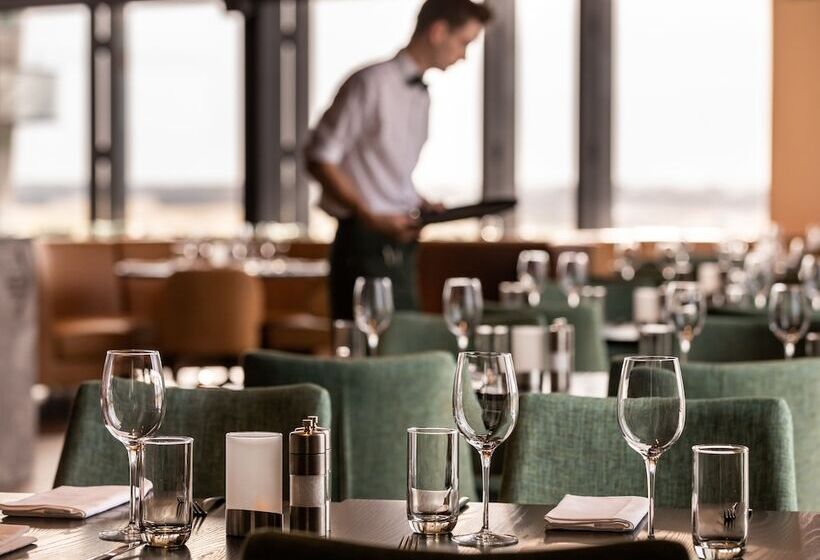 Novotel Christchurch Airport