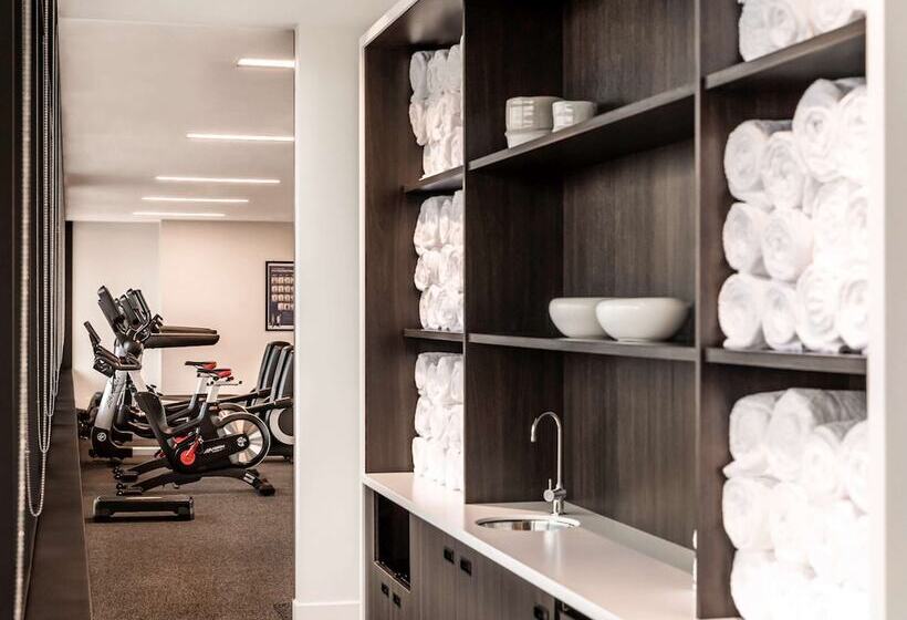 Novotel Christchurch Airport