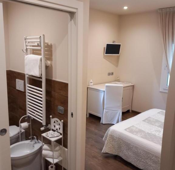 تختخواب و صبحانه Antica Dimora Stucky