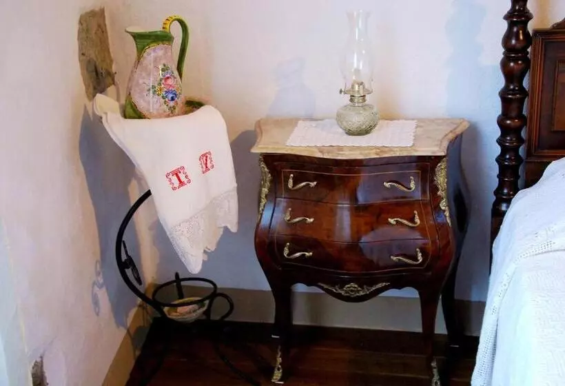 تختخواب و صبحانه Casa Castori