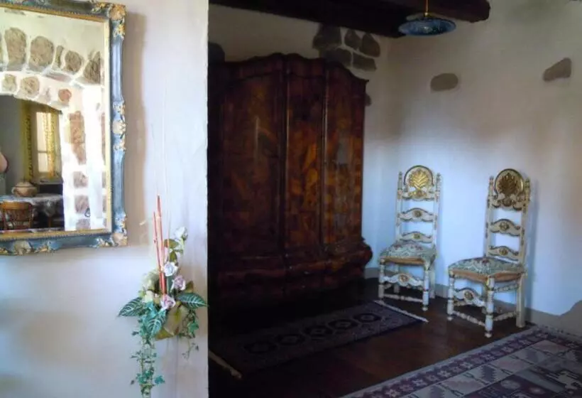 تختخواب و صبحانه Casa Castori