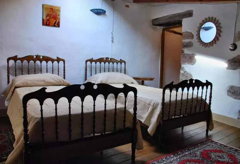 تختخواب و صبحانه Casa Castori