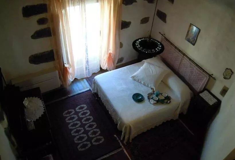 تختخواب و صبحانه Casa Castori
