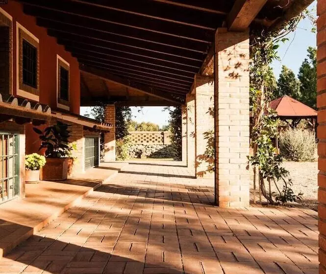 Aamiaismajoitus (B&B) Casalventodimare E Tramontana