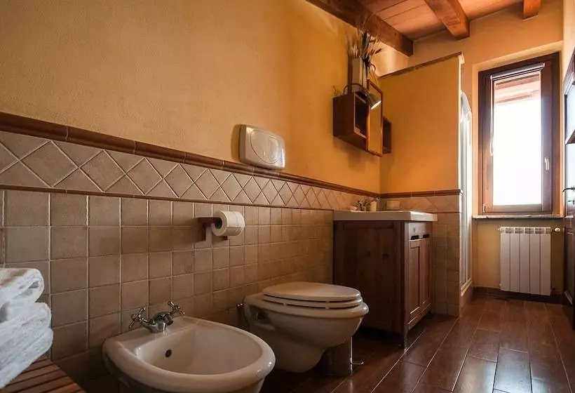 Aamiaismajoitus (B&B) Casalventodimare E Tramontana