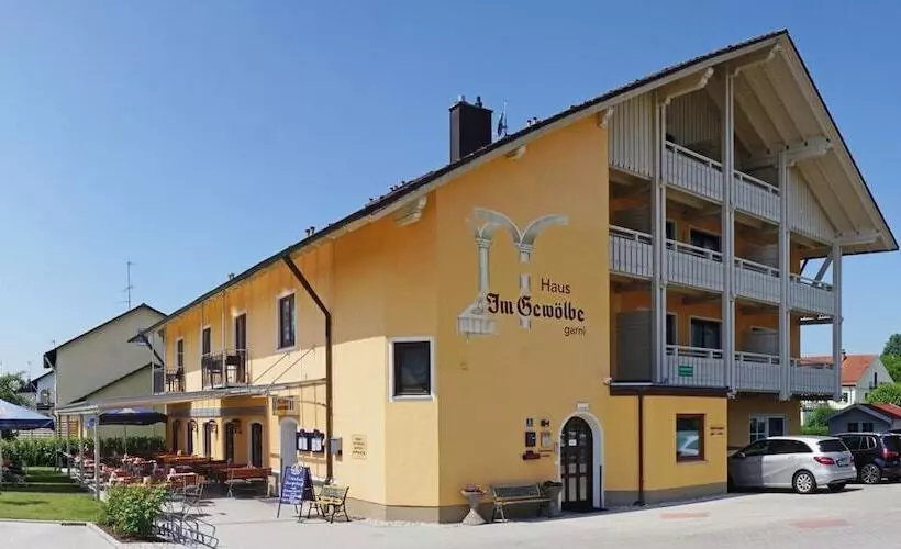 ベッドアンドブレックファースト Im Gewölbe