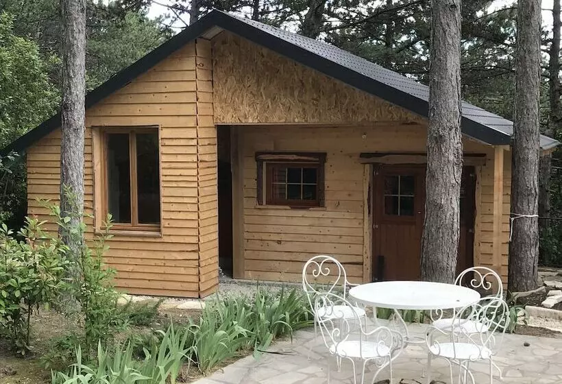 Aamiaismajoitus (B&B) Mas De La Pinède Ex Les Arbousiers