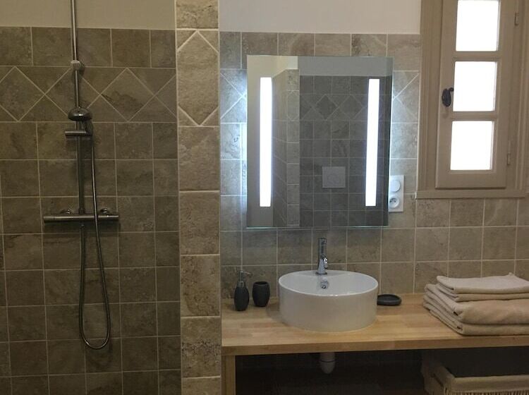 צימר Mas De La Pinède Ex Les Arbousiers