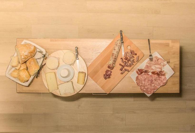 住宿加早餐  Villa Gremì   Castiglione Falletto