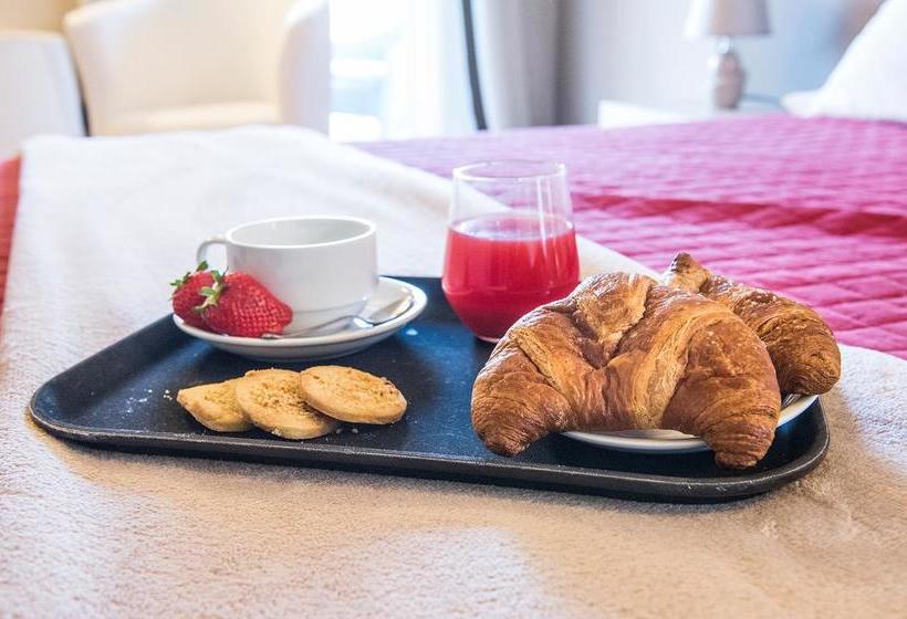 住宿加早餐  Villa Gremì   Castiglione Falletto