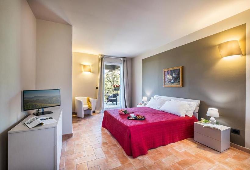 住宿加早餐  Villa Gremì   Castiglione Falletto