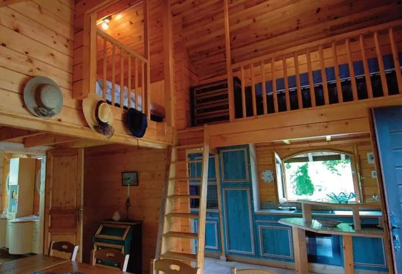 Domaine De Chalétang