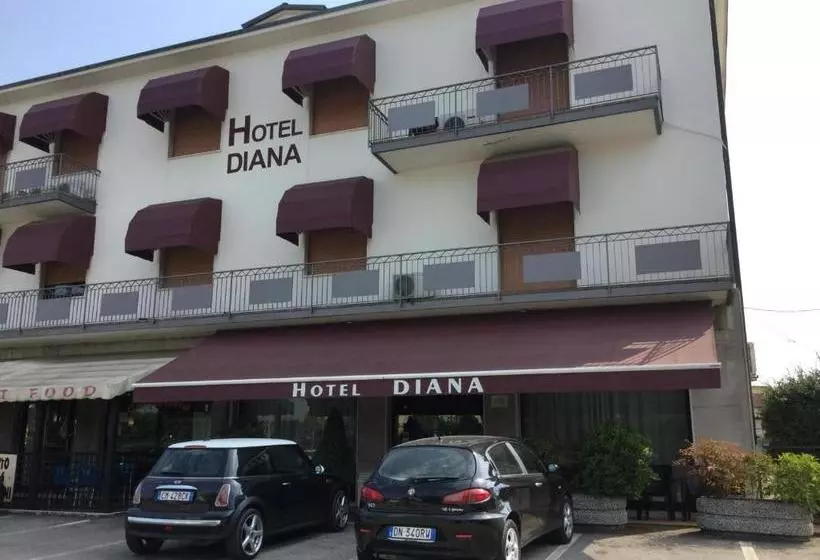 Hotelli Albergo Diana