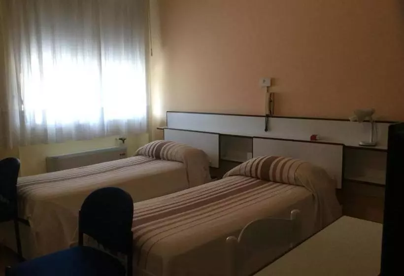 Hotelli Albergo Diana