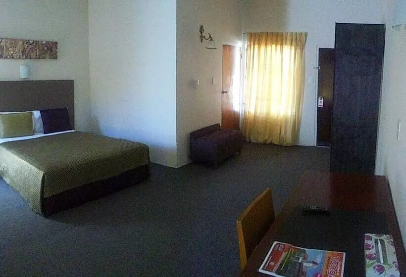 هتل Simon S Place