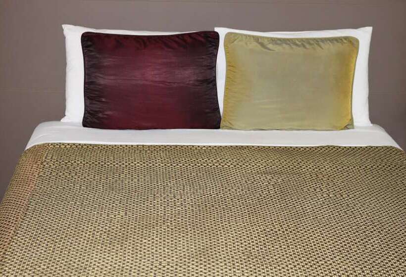 هتل Simon S Place