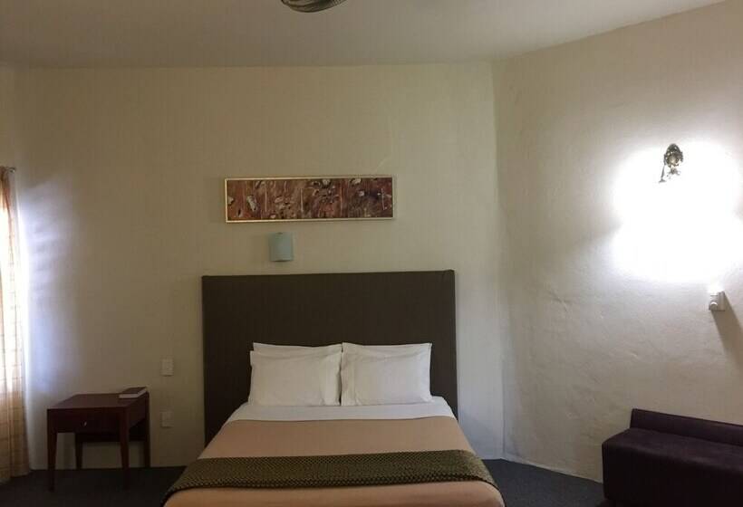 هتل Simon S Place