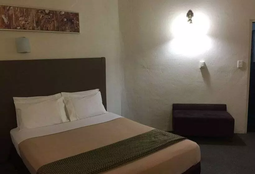 هتل Simon S Place