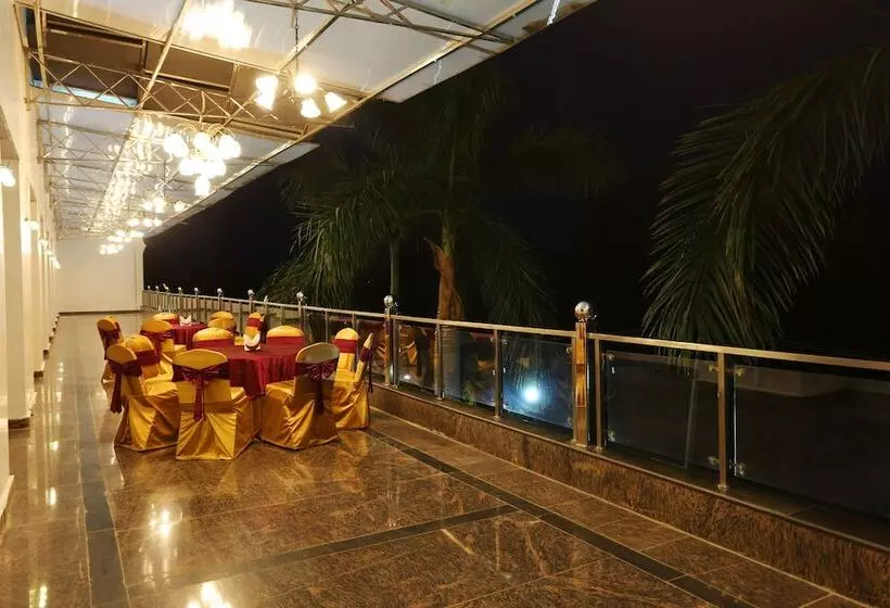 Hotelli The Imperial Bodhgaya