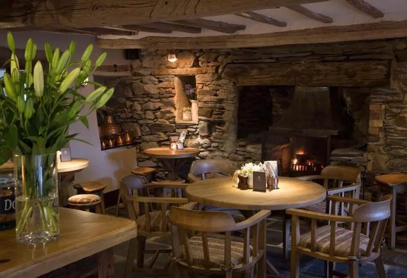 ホテル The Queen S Head