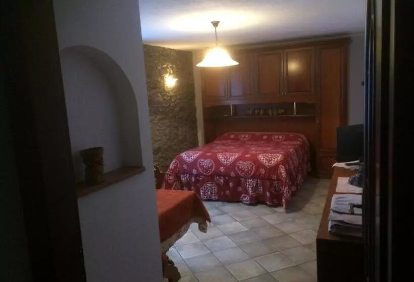 Aamiaismajoitus (B&B) Affittacamere L'abri