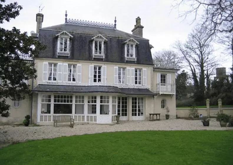 ベッドアンドブレックファースト Chambres D Hôtes Le Petit Sully