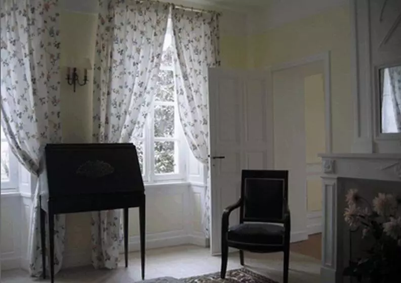 ベッドアンドブレックファースト Chambres D Hôtes Le Petit Sully