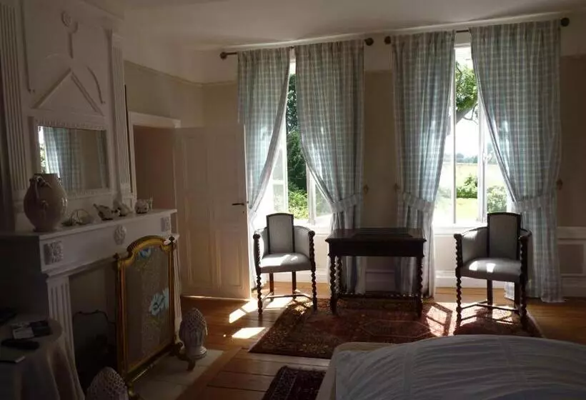 ベッドアンドブレックファースト Chambres D Hôtes Le Petit Sully